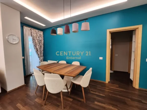 Tirane, jepet me qera apartament 2+1+Ballkon Kati 10, 120 m² 1.500 € (stadiumi qemal stafa)