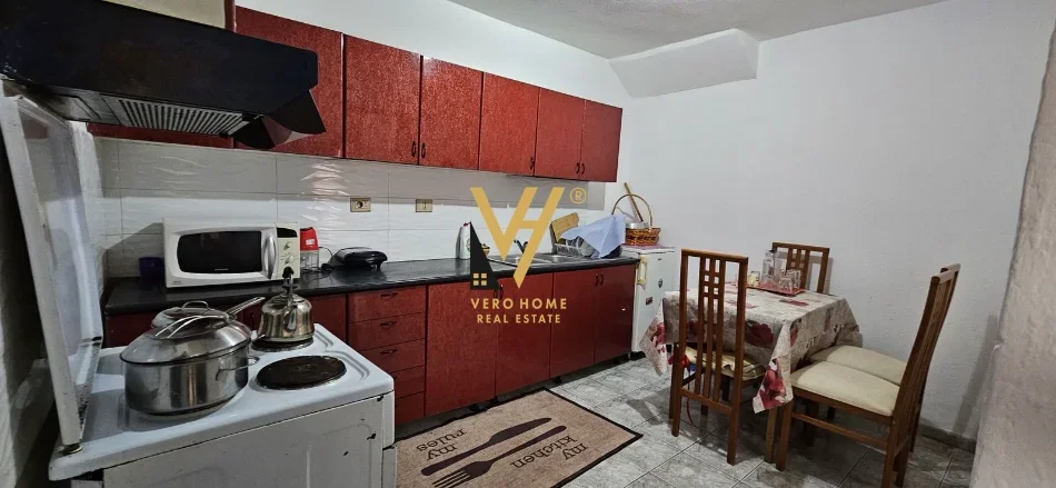 Tirane, jepet me qera apartament 1+1+Ballkon Kati 0, 65 m² 450 € (STADIUMI DINAMO)