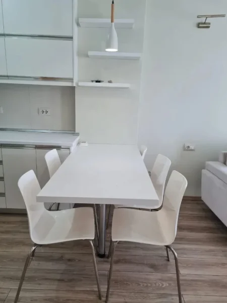 Tirane, jepet me qera apartament 1+1 Kati 7, 60 m² 430 € (Astir)