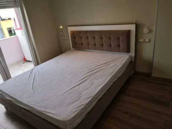 Tirane, jepet me qera apartament 1+1 Kati 7, 60 m² 430 € (Astir)
