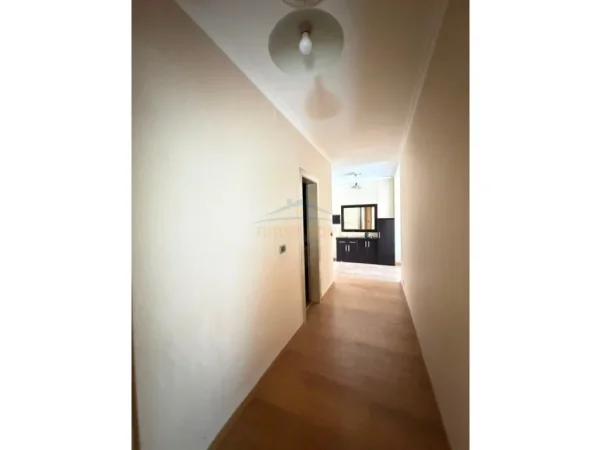 Tirane, shitet apartament 3+1 Kati 13, 149 m² 500.000 € (ISH EKSPOZITA)