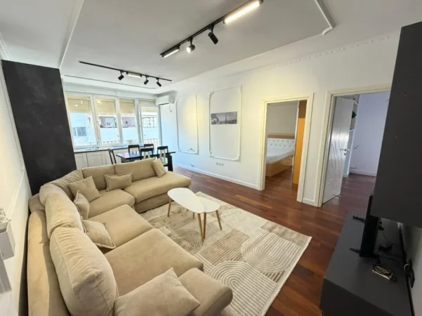 Tirane, jepet me qera apartament 2+1 Kati 7, (ASTIR)