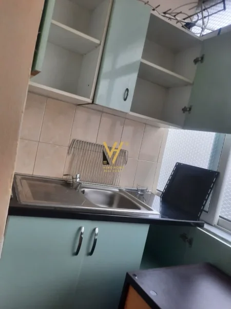 Tirane, shitet apartament 2+1+Ballkon Kati 4, 57 m² 98.000 € (ALLIAS)