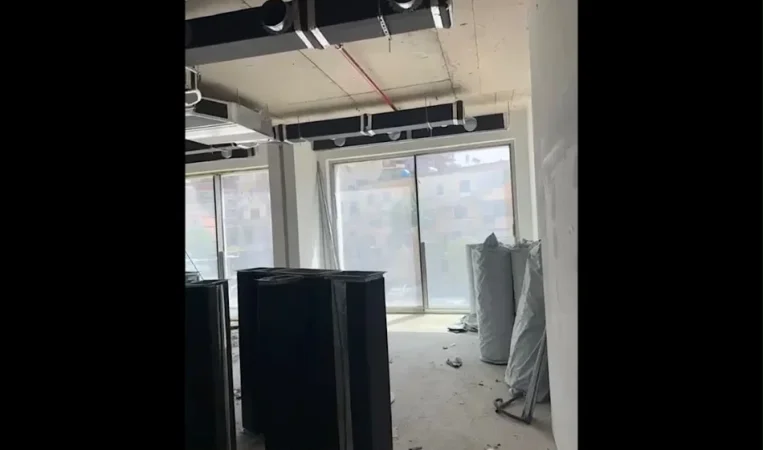 Tirane, jepet me qera ambjent biznesi Kati 1, 77 m² 5.300 €