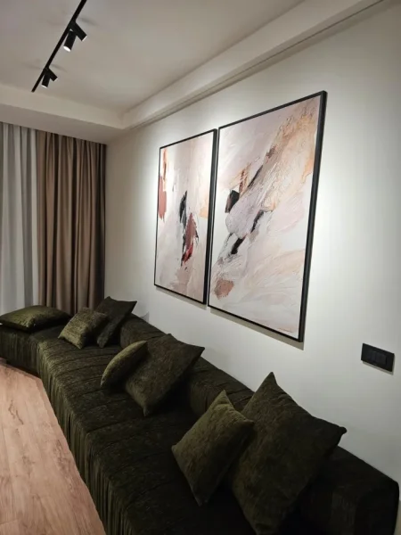 Tirane, jepet me qera apartament 1+1 Kati 10, 75 m² 900 € (Rruga Mine Peza)