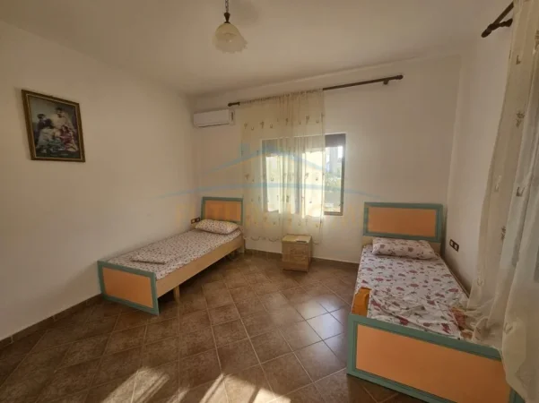 Gjiri Lalezit | Hamallaj, shitet Ndertese + Truall ,4+1 Kati 0, 680 m² 310.000 € (HAMALLAJ , GJIRI I LALEZIT)
