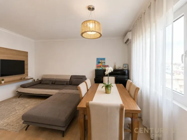 Tirane, jepet me qera apartament 1+1 Kati 5, 70 m² 450 € (5 maji prane farmacia 10)