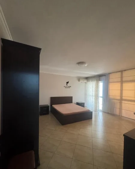 Tirane, jepet me qera apartament 2+1 Kati 3, 113 m² 650 € (DON BOSKO)