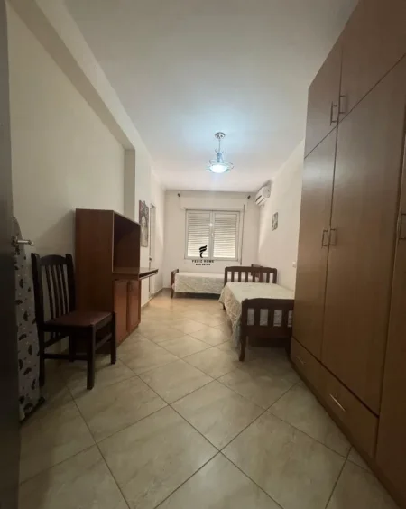 Tirane, jepet me qera apartament 2+1 Kati 3, 113 m² 650 € (DON BOSKO)