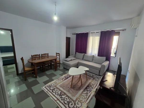 Tirane, jepet me qera apartament 1+1 Kati 2, 70 m² 500 € (Ruga Elbasanit , Mbrapa shkolles Asim Vokshi)