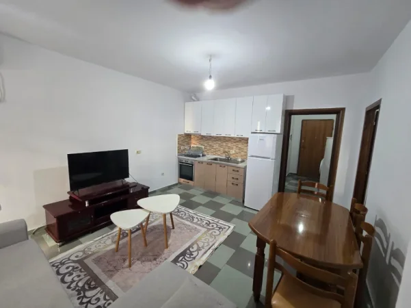 Tirane, jepet me qera apartament 1+1 Kati 2, 70 m² 500 € (Ruga Elbasanit , Mbrapa shkolles Asim Vokshi)