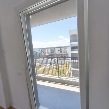 Tirane, shitet apartament 2+1+Ballkon Kati 7, 98 m² 130.000 € (Univers City)