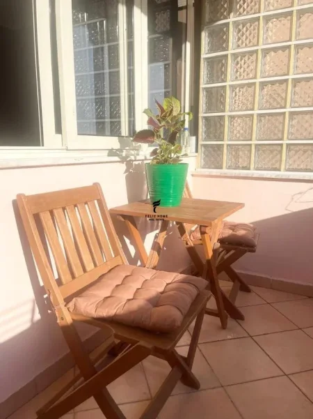Tirane, jepet me qera apartament 1+1 Kati 2, 65 m² 650 € (SHESHI WILLSON)