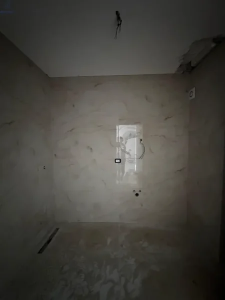 Tirane, shitet apartament 2+1 Kati 9, 91 m² 155.720 € (Ish Fusha E Aviacionit)