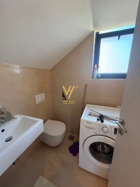 Tirane, jepet me qera apartament 3+1+Ballkon Kati 2, 125 m² 800 € (KODRA E PRIFTIT)