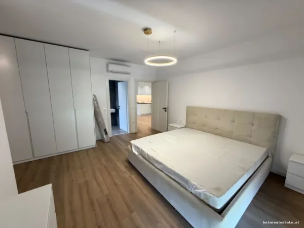 Tirane, jepet me qera apartament 3+1 Kati 6, 135 m² 1.780 € (Rruga Prokop Mima)