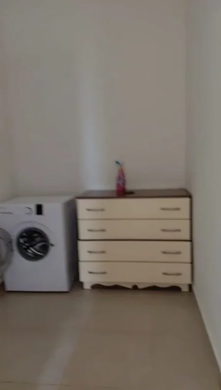 Tirane, jepet me qera apartament 2+1 Kati 1, 80 m² 470 € (Kodra E. Priftit)