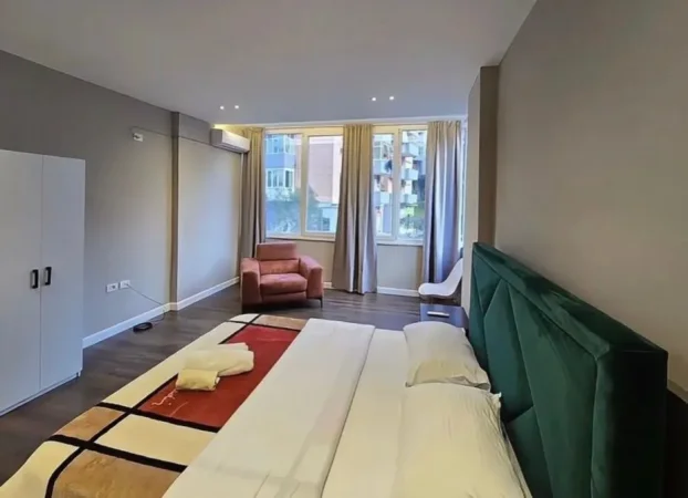 Tirane, shitet apartament 2+1+Ballkon Kati 2, 120 m² 210.000 € (Kopshti Botanik)