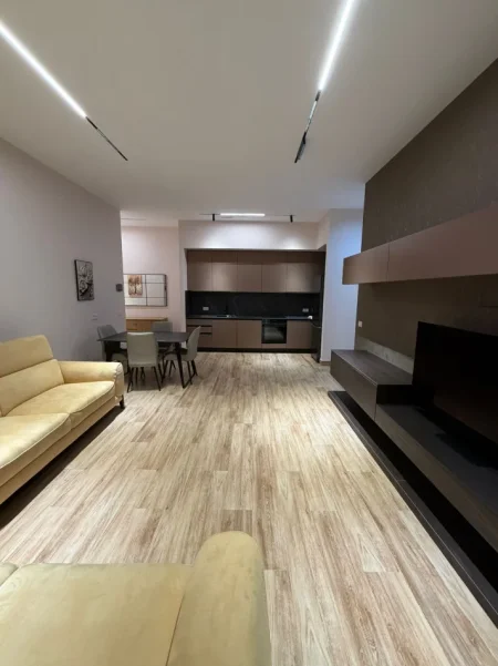 Tirane, jepet me qera apartament 1+1 Kati 3, 70 m² 950 € (Delijorgji)