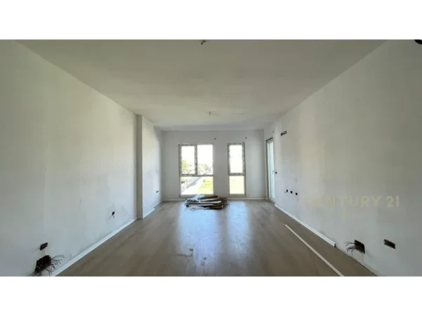 Tirane, shitet apartament , 1 m² 132.000 €