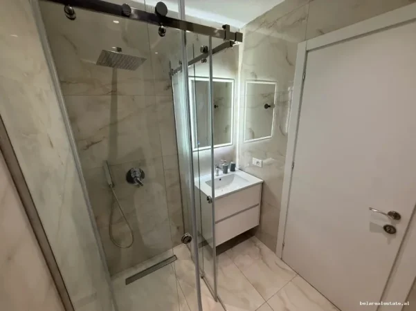 Tirane, jepet me qera apartament 2+1 Kati 6, 100 m² 1.570 € (PROKOP MIMA)