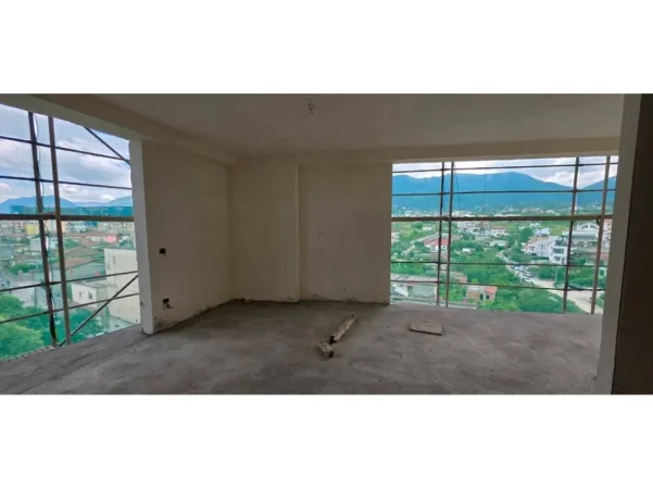 Tirane, shitet apartament Kati 6, 111.000 € 