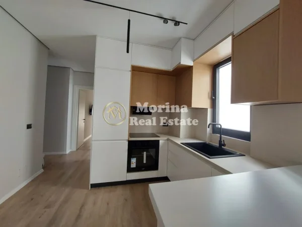 Tirane, jepet me qera apartament 1+1 Kati 2, 70 m² 600 € (Porcelani)