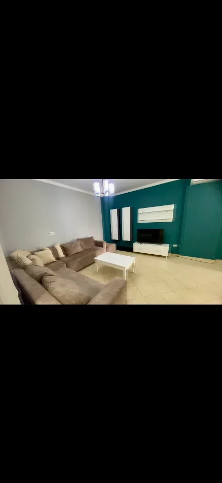 Tirane, jepet me qera apartament 1+1 Kati 7, 550 € (Rruga Gjeneral Rrahman Parllaku)