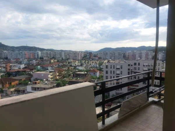 Tirane, jepet me qera apartament 2+1 Kati 7, 110 m² 470 € (yzberisht)