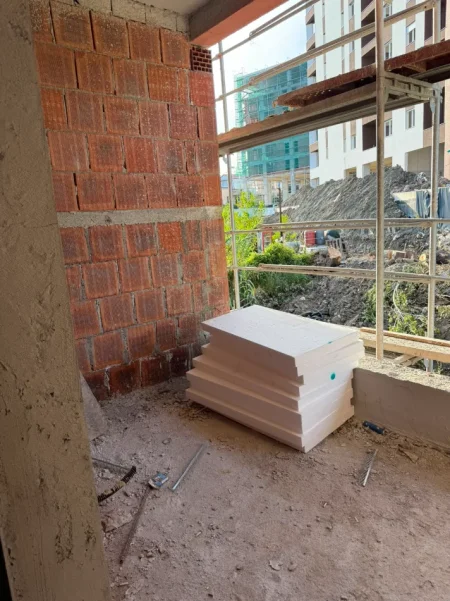 Tirane, shitet apartament 2+1+Ballkon Kati 2, 100 m² (Belfiore 1 Paskuqan)