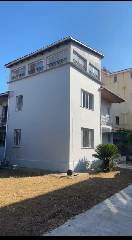 Tirane, Jepet me Qera shtepi 1+1 Kati 0, 42.000 Leke