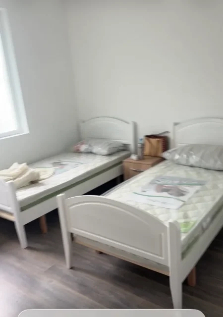 Tirane, Jepet me Qera shtepi 1+1 Kati 0, 42.000 Leke