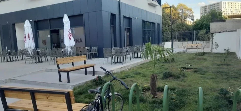 Tirane, jepet me qera ambjent biznesi Kati 1, 50 m² 900 € (Don Bosko)
