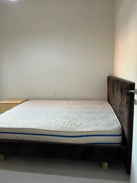 Shqiperi, jepet me qera apartament 2+1+Ballkon Kati 9, 92 m² 630 € (Golden Park Spitali Amerikan 3)