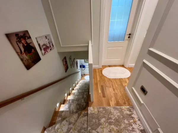 Tirane, shitet apartament duplex 3+1+Ballkon Kati 1, 162 m² 310.000 € (Kodra e Diellit)