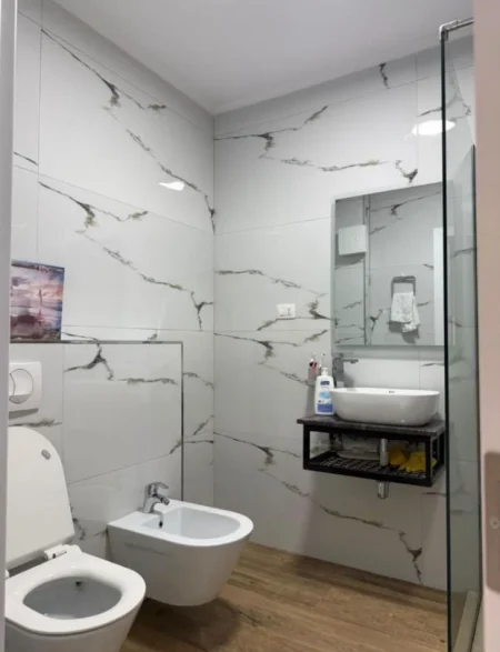 Durres, shitet apartament 1+1+Ballkon Kati 2, 70 m² 130.000 € (Golem)