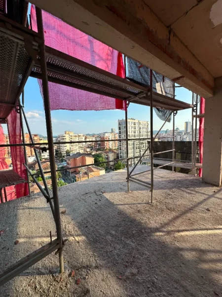 Tirane, shitet apartament 1+1+Ballkon Kati 9, 71 m² 163.999 € (Pazari I Ri)