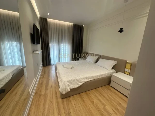 Tirane, jepet me qera apartament 2+1 Kati 7, 82 m² 800 € (Don Bosco expert143650)