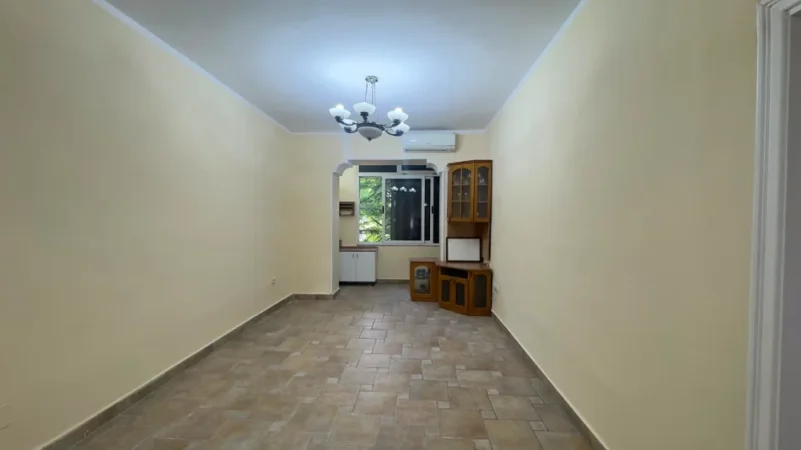 Tirane, shitet apartament 1+1+Aneks+Ballkon Kati 2, 53 m² 150.000 € (rruga bardhyl)