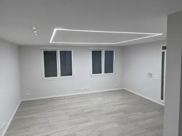 Tirane, jepet me qera ambjent biznesi Kati 0, 73 m² 1.500 € (Rruga Fatmir Haxhiu)