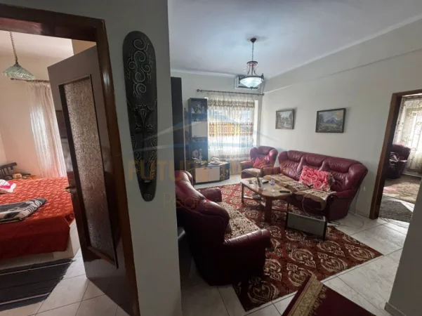 Durres, shitet apartament 2+1 Kati 1, 88 m² 180.000 € (BUKEVARDI KRYESOR ,DURRES)