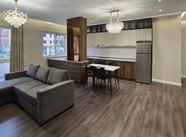 Tirane, shitet apartament 2+1 , 120 m² 210.000 € 