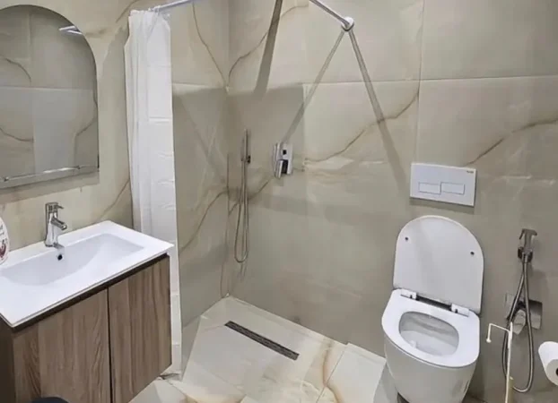 Tirane, shitet apartament 2+1 , 120 m² 210.000 € 