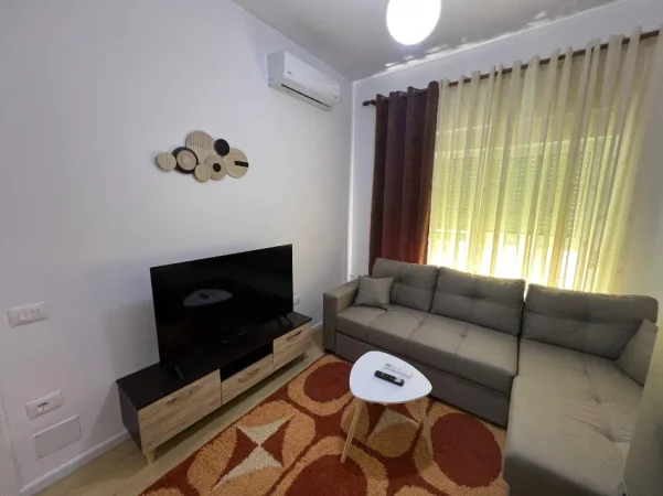 Tirane, jepet me qera apartament 1+1+Ballkon Kati 5, 50 m² 400 € (Rruga Pasho Hysa)