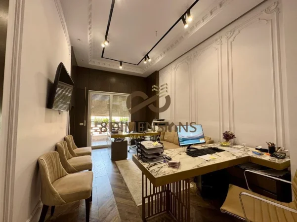 Tirane, jepet me qera ambjent biznesi Kati 7, 55 m² 650 € (misto mame)