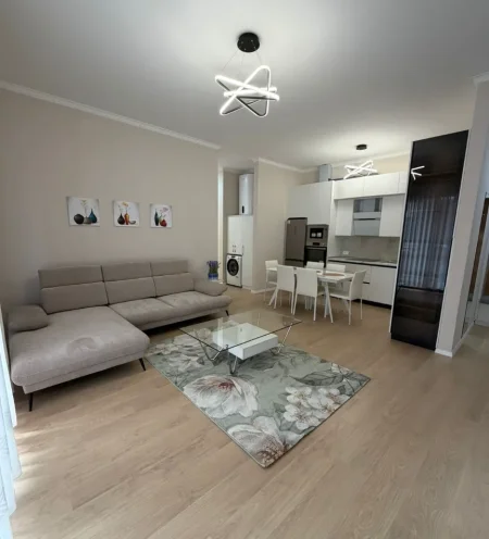Tirane, jepet me qera apartament 2+1 , 114 m² 1.300 € 