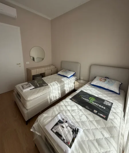 Tirane, jepet me qera apartament 2+1 , 114 m² 1.300 € 