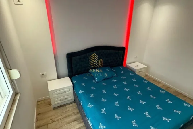 Tirane, jepet me qera apartament 1+1 Kati 4, 65 m² 600 € (21 Dhjetor)