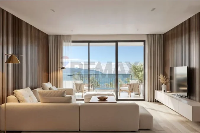 Vlore, shitet apartament 2+1 Kati 4, 108 m² 240.000 € (Lungomare, Vlorë)