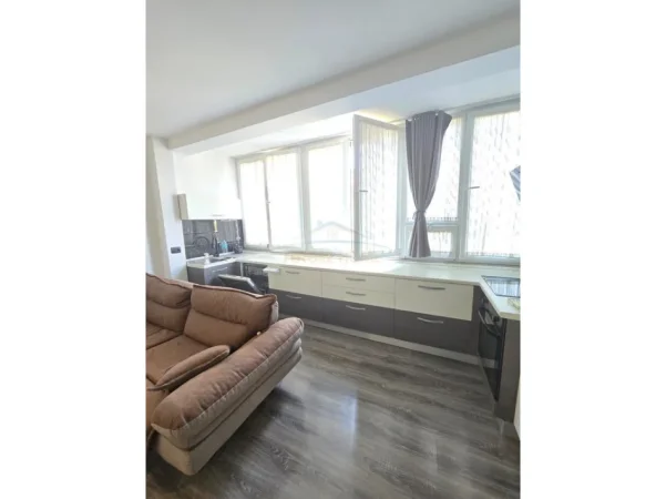 shitet apartament 2+1 Kati 6, 90 m² 185.000 € (Fusha Aviacionit)